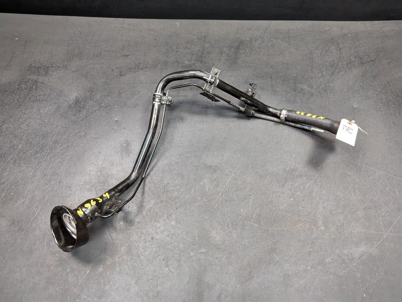 Fuel Filler Neck Pipe 2020 Nissan Versa 17221-5EE0B 2021 2022
