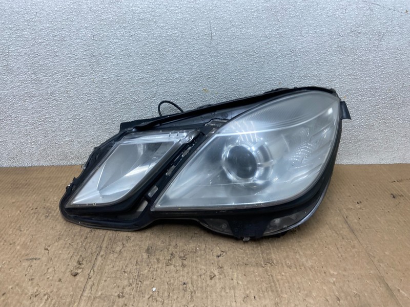 2010-2013 Mercedes E Class E350 E550 Left Driver LH Halogen Headlight AA8482 DW