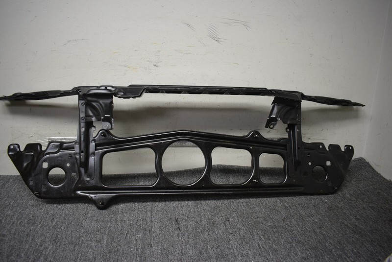 BMW RADIATOR SUPPORT BRACKET FACTORY OEM