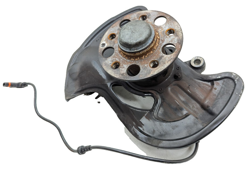 08-20 Mercedes W207 C250 Front Right Side Spindle Knuckle Hub RWD
