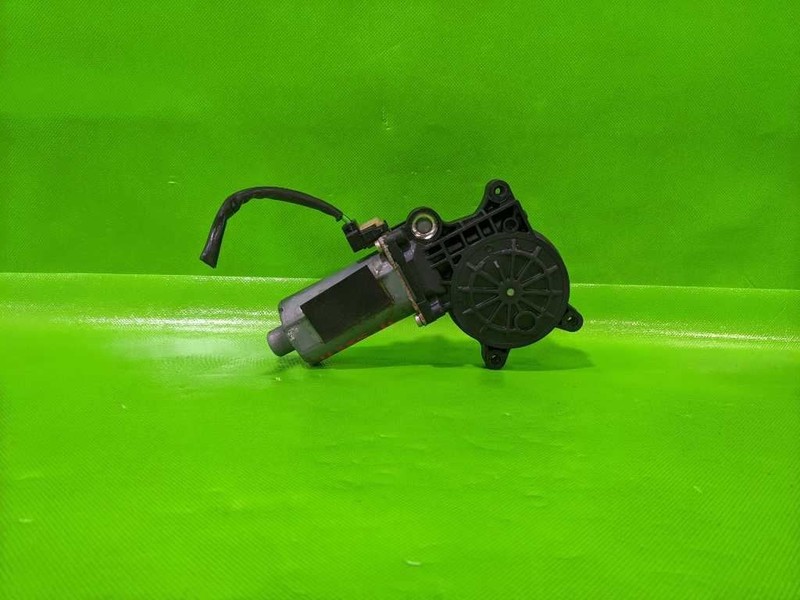 04-08 CROSSFIRE DRIVER LEFT FRONT WINDOW MOTOR OEM 4355-16