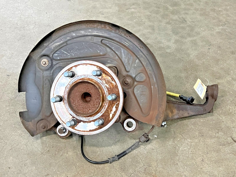 ⭐2010-2017 LINCOLN NAVIGATOR RWD FRONT LEFT SIDE SPINDLE KNUCKLE HUB OEM LOT2664