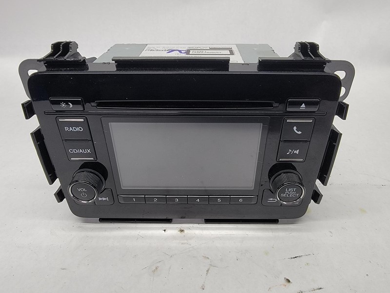 16 HONDA HR-V LX radio assembly head unit OEM 1 Year Wnty!