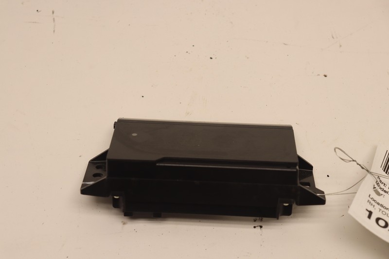2017-2020 RANGE ROVER RIGHT AM FM CD PLAYER RADIO TOUCH PAD DISPLAY SCREEN OEM