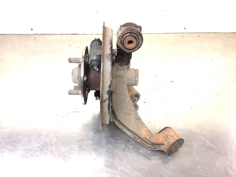 03-05 Civic 1.7L Left Rear Drum Suspension Knuckle Spindle Stub Hub NO ABS OEM