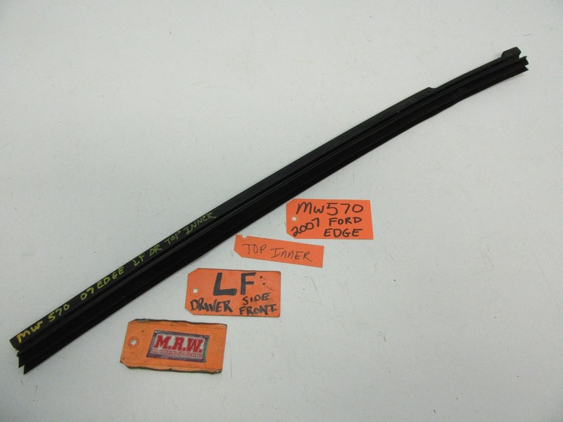 LEFT FRONT DOOR PANEL GLASS WINDOW RUBBER SEAL STRIP WEATHER MOLDING TRIM INNER