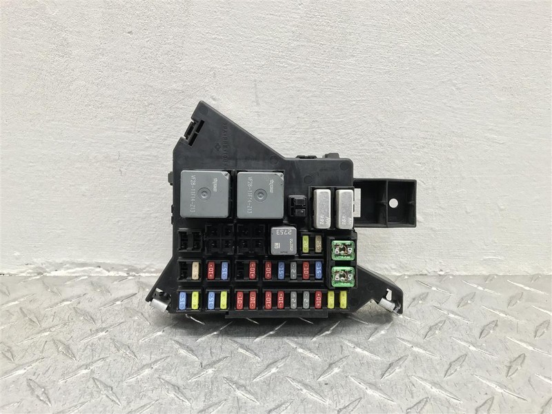 2005-2009 05-09 CHEVROLET UPLANDER MONTANA CABIN FUSE BOX OEM 15209933