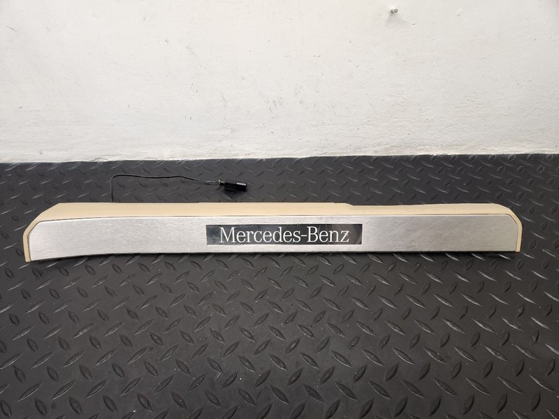 07-13 Mercedes-Benz S-Class Front Right Scuff Plate Assembly Tan OEM A2216800235