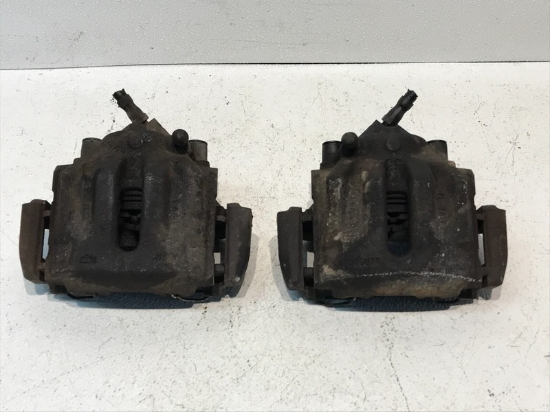 98-03 Jaguar XJ8 Caliper Brake Front Left Right Driver Passenger OEM 79,139k