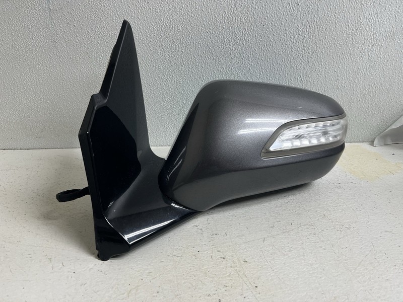 2010-2013 Acura MDX Left Driver Door Mirror NH737M Glass Turn Signal Oem