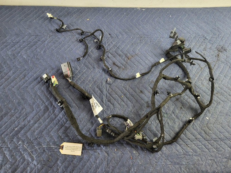 Used Oem Ford Center Console Wiring Harness for 2021-2023 Mustang Mach-E
