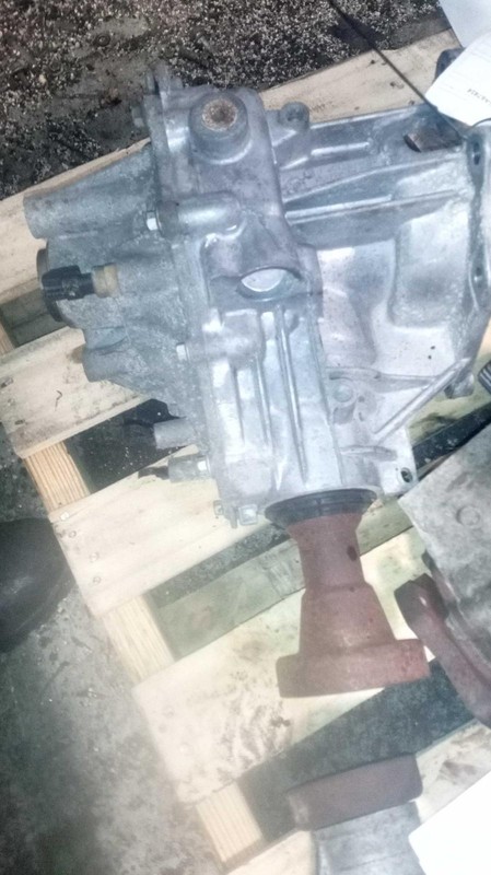 2019 Ford Explorer Transfer Case Assembly 4WD OEM FB5W7L486AC 90K Miles