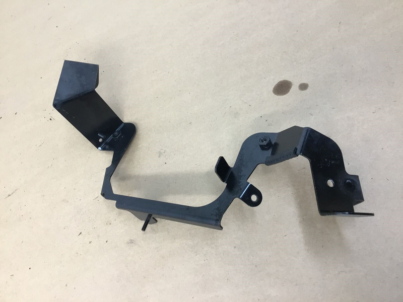 Aston Martin DB9 GT 2016 Engine Bay Fuse Box Relay Mount Bracket 13-16 ;:Y