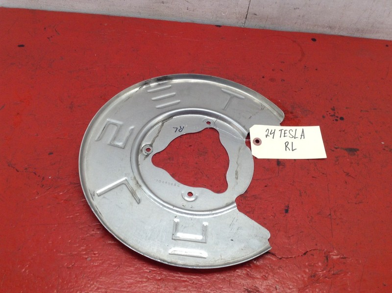 20-24 TESLA MODEL Y PERFORMANCE AWD REAR LEFT SIDE BRAKE ROTOR DUST SHIELD OEM