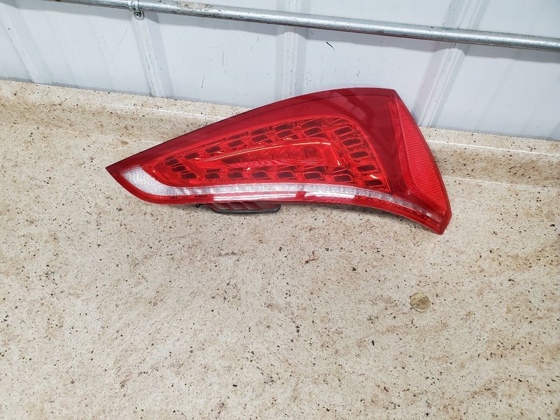 Driver Left Tail Light Gate Mounted Fits 09-12 AUDI Q5 308868