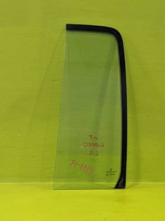 02 03 04 05 06 07 LIBERTY DRIVER LEFT REAR VENT GLASS OEM 3933-19
