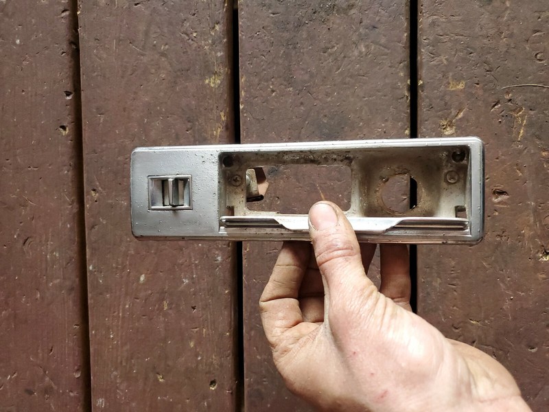 1969 Cadillac sedan deville RH Rear Window Switch 70 OEM passenger