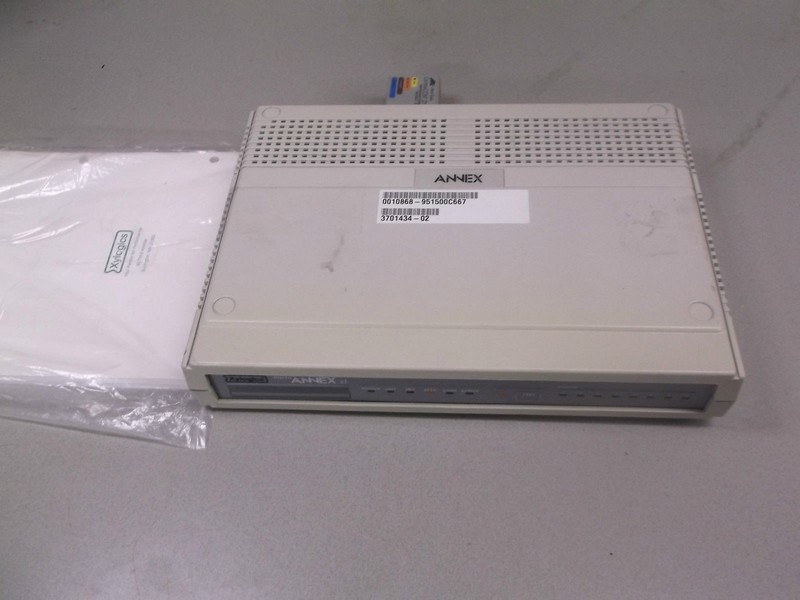 Nortel AXM-D-8-S-173 Micro Annex XL 8-Port Network Switch Router Terminal Server