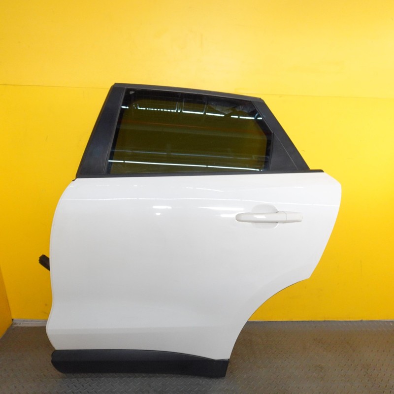 2017-2020 JAGUAR F-PACE Rear Left Door OEM T4a1371 t4a1203 t4a46349 WHITE_1AA