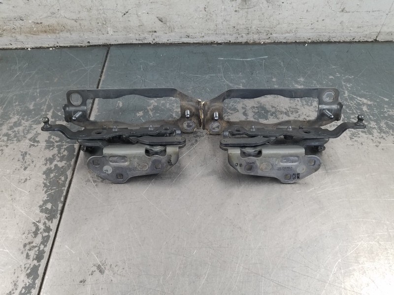 2016 Mercedes AMG E 63 S Hood Hinges #8042 G1
