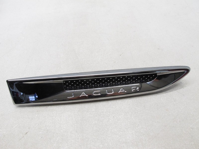 16-20 JAGUAR X260 XF S FENDER TRIM VENT PANEL FRONT RIGHT PASSENGER OEM 121124B