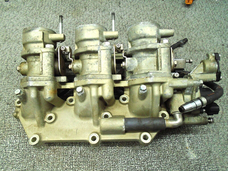 Throttle Body Assy 2 (STBD) 60L-1375A-11-00 Yamaha Outboard 2002-2010 200 Hp