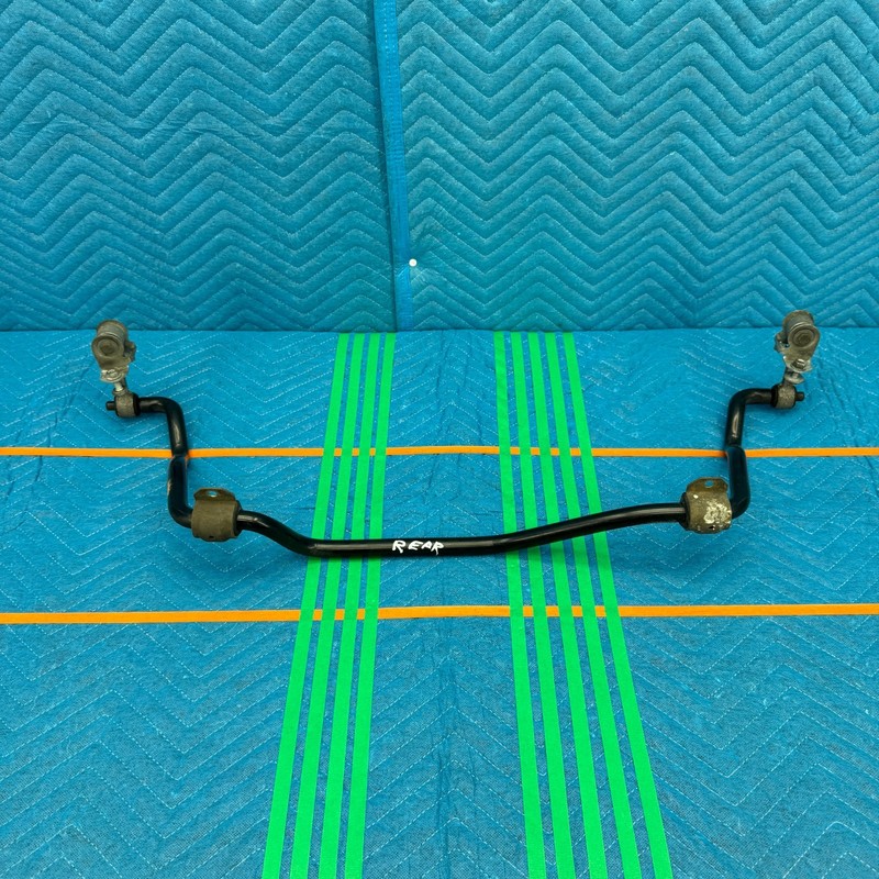 2001–2006 BMW 330Ci E46 Convertible Rear Sway Bar Stabilizer OEM