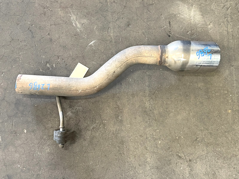 ⭐2003-2006 CHEVROLET SSR RWD REAR LEFT EXHAUST MUFFLER PIPE TIP OEM LOT2686
