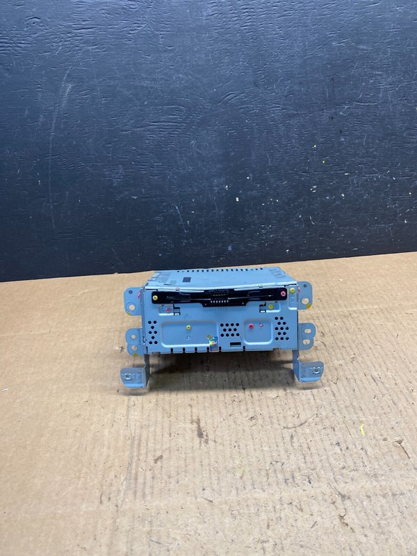 2014 Lincoln Mkt Am Fm Cd Player Radio Receiver de9t-19c107-hc N5272 DG