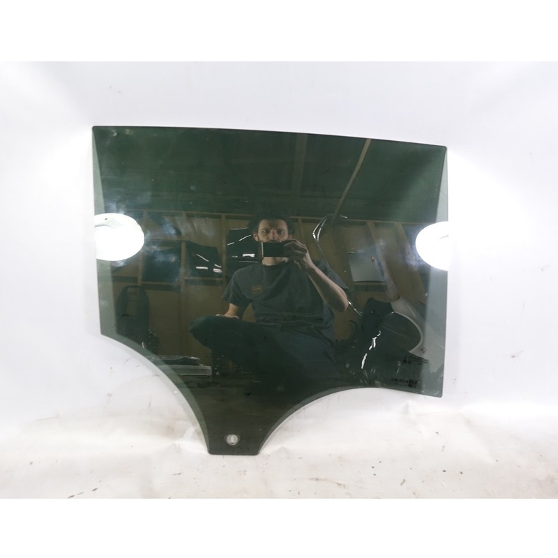 BMW U10 X2 Right Rear Door Window Glass Factory Tinted 2024-2025 OEM