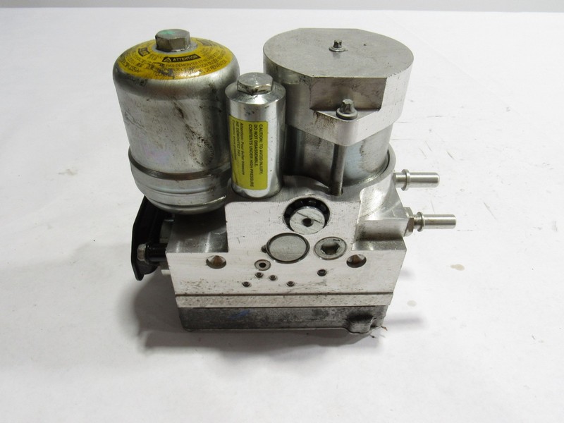 11 12 Fisker Karma 2012 ABS Anti Lock Brake Pump Module @2