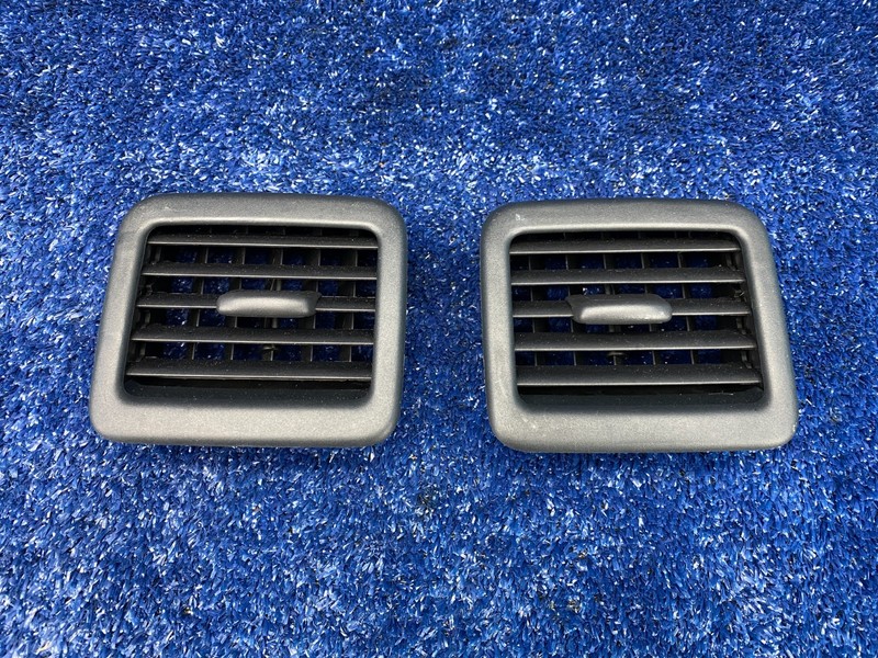 2017–2020 Nissan Pathfinder Rear Cooler Vent Set OEM 27943 3JA0A 27942 3JA0A