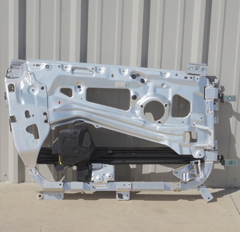 2014 - 2021 BMW i3 i3s I01 FRONT LEFT SIDE DOOR SHELL CARRIER FRAME PANEL OEM