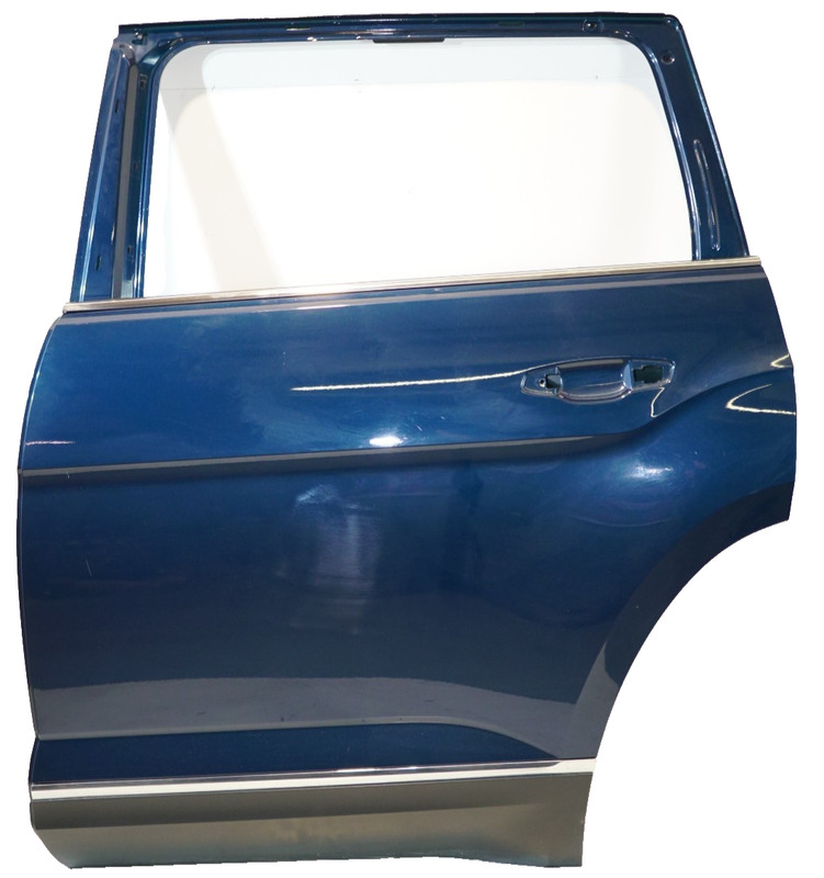 π
2018-2022 VOLKSWAGEN ATLAS OEM. REAR LEFT DRIVER SIDE DOOR SHELL PAINT: LP5Y
