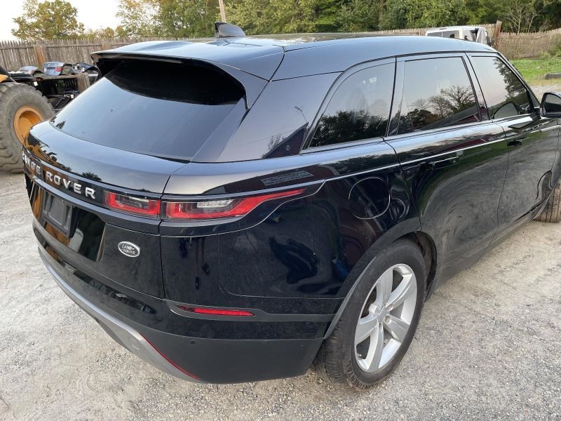 2018-2019 ROVER VELAR RIGHT QUARTER PANEL BLACK 41488