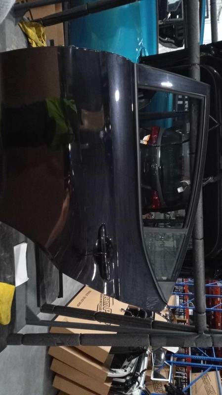 2020 Hyundai Elantra Left Rear Door Black OEM 650717 132K Miles