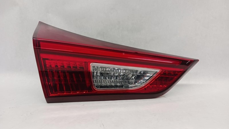 17-'18 TOYOTA COROLLA IM Left driver inner Taillight OEM Grade A!