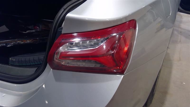 Passenger Tail Light Quarter Panel Mounted Fits 16-20 MALIBU 3244233
