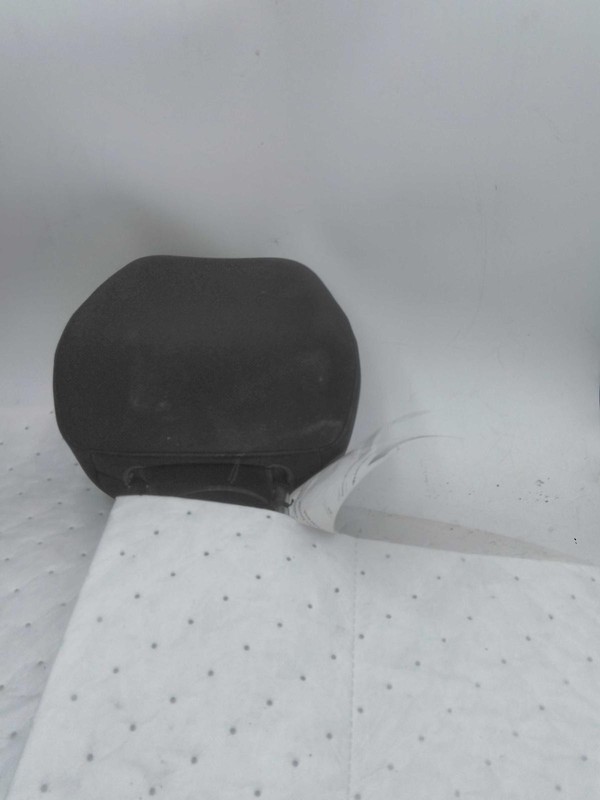 2014 Hyundai Veloster Grey Headrest - Used - 194K Miles, OEM Quality