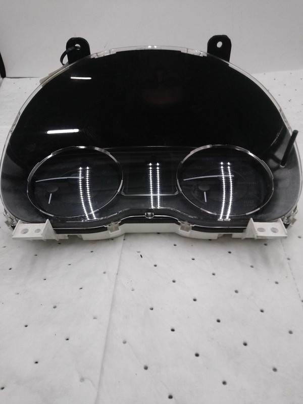 2017 Subaru WRX Speedometer Gauge OEM Silver 111K Miles NJ25-26751-675305