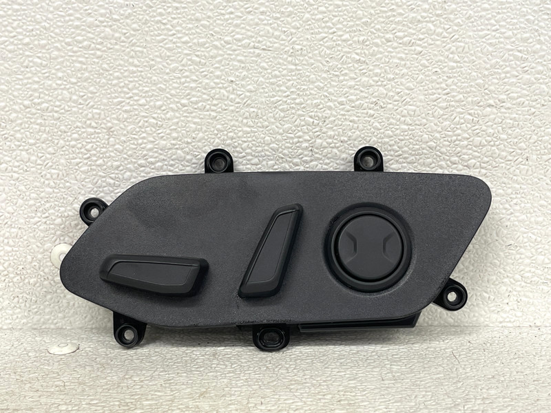 ⭐2021-2023 HYUNDAI ELANTRA FRONT LEFT DRIVERS SEAT ADJUSTMENT SWTICH OEM LOT2677