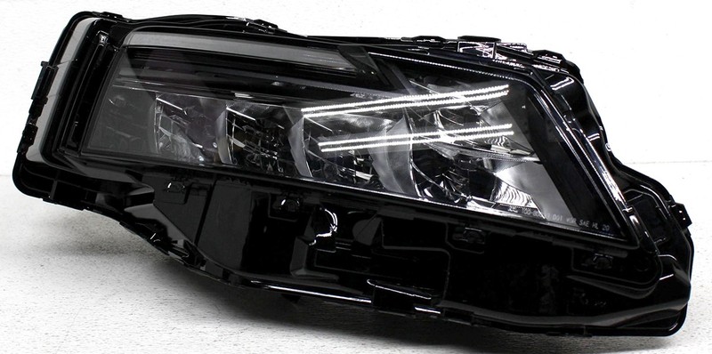 OEM Right Passenger Side LED Headlamp For Nissan Rogue S 26010-6RR6A Tab Missing