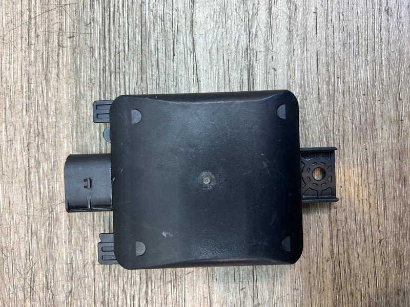 2013-24 V.W ID.4 Blind Spot Detection System Warning Sensor OEM2Q0907686K