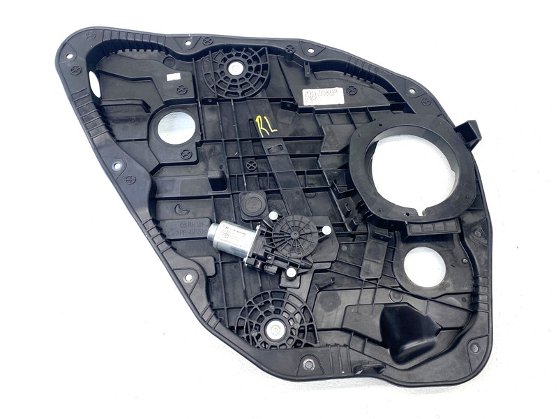21-23 KIA SELTOS FRONT LEFT SIDE DOOR WINDOW GLASS REGULATOR OEM #A0.65