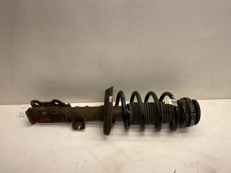 2010-2012 CADILLAC SRX LEFT FRONT SHOCK STUT ASSEMBLY 72K OEM