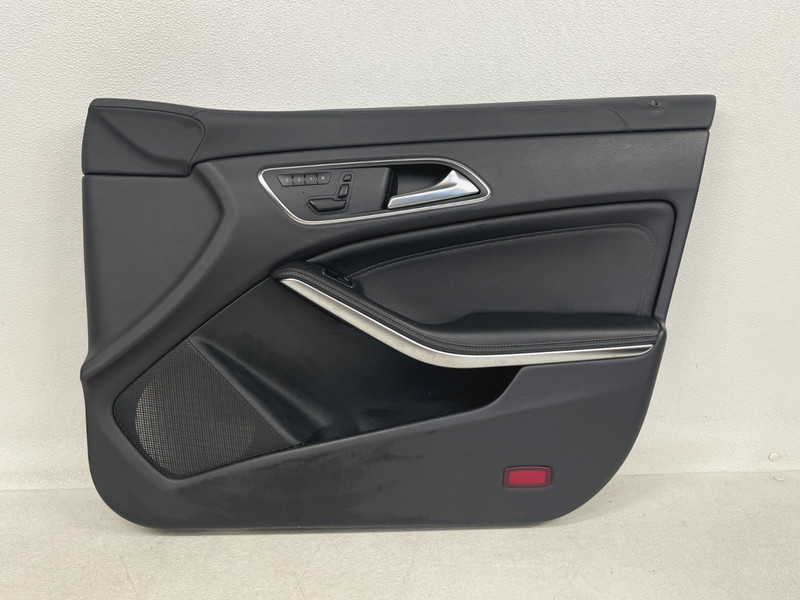 ⭐2014-2019 MERCEDES CLA45 AMG FRONT RIGHT PASS INTERIOR DOOR PANEL OEM LOT2645