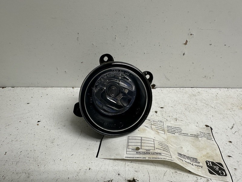 2003-2005 Range Rover Left Front Driver Foglamp Foglight Fog Lamp Light Oem
