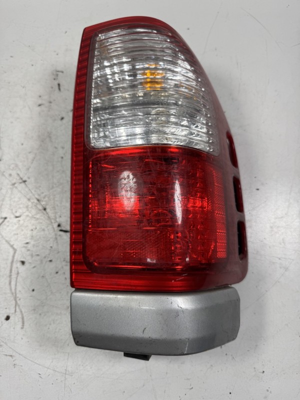 01-02 Passport Left Rear Tail Light Signal Turn Brake Lamp Lens OEM