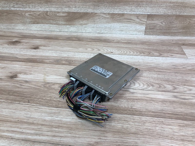 MERCEDES BENZ OEM R230 SL500 S500 CL500 ENGINE MOTOR DME COMPUTER ECU ECM 03-06
