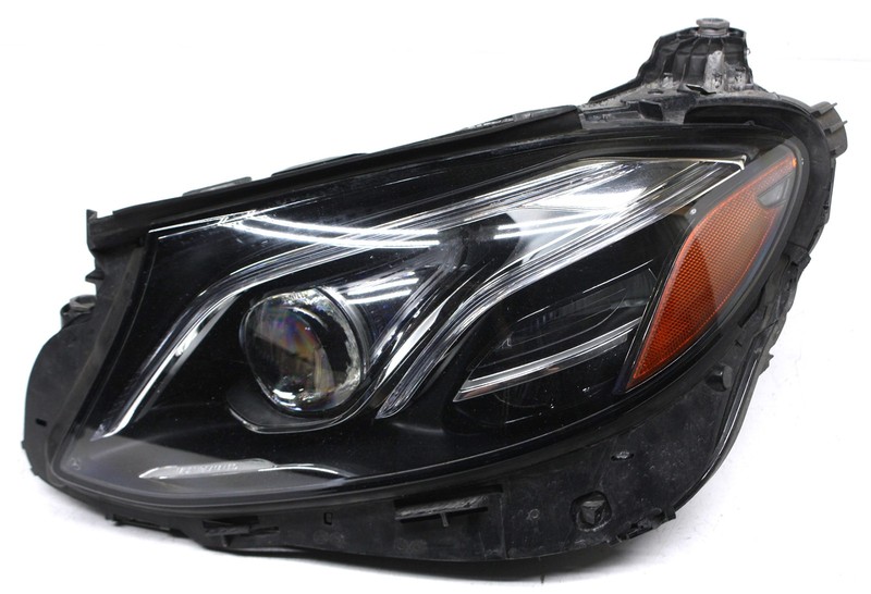 OEM Left Driver Side LED Headlamp For Mercedes-Benz E-Class 213-906-97-04, Flaw
